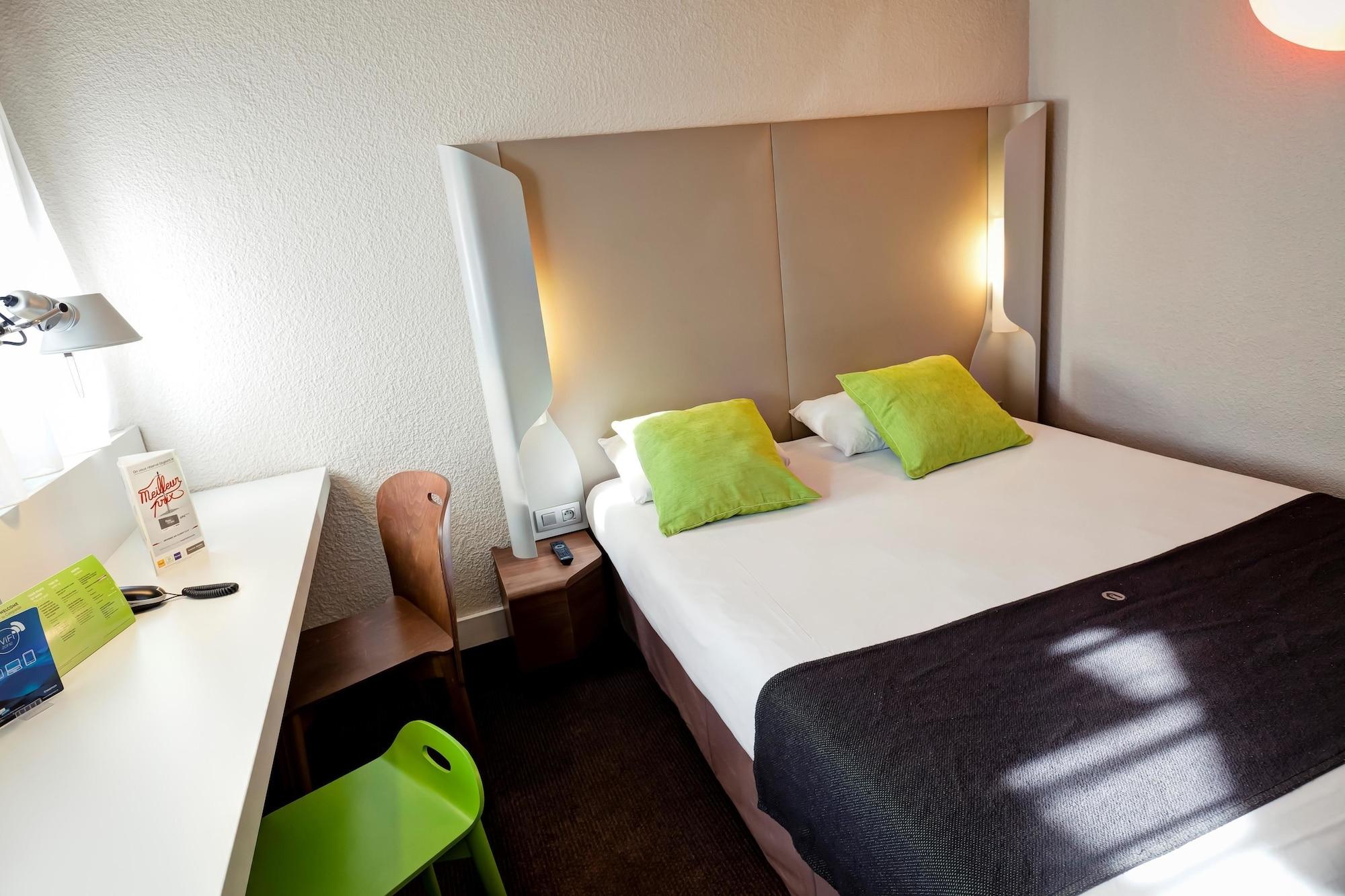 Campanile Geneve - Ferney-Voltaire Hotel Exterior foto