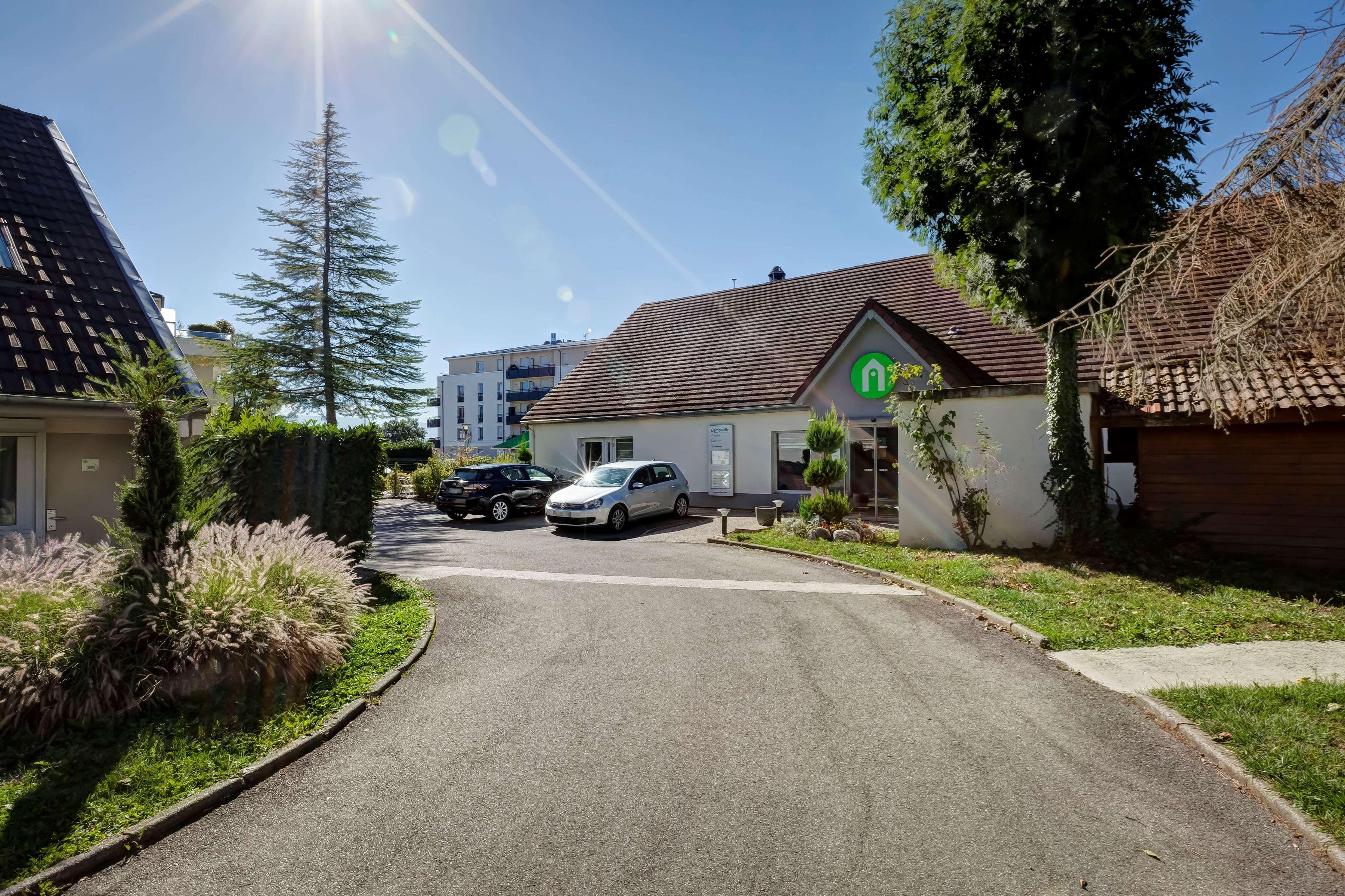 Campanile Geneve - Ferney-Voltaire Hotel Exterior foto