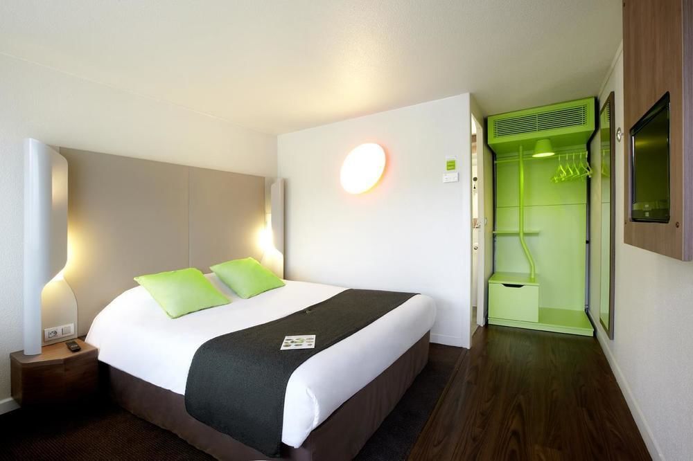 Campanile Geneve - Ferney-Voltaire Hotel Quarto foto